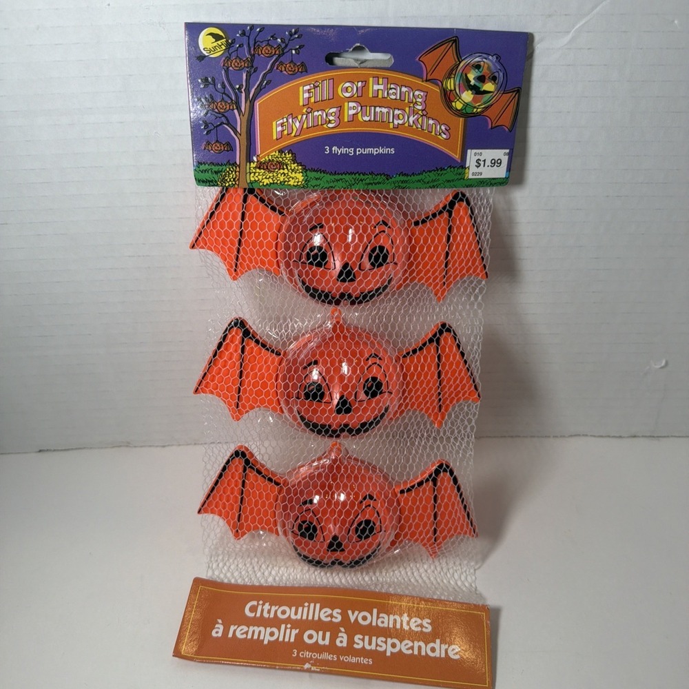 Vintage 1997 Sun Hill NOS Fill Or Hang Flying Pumpkins Halloween Decor 90s